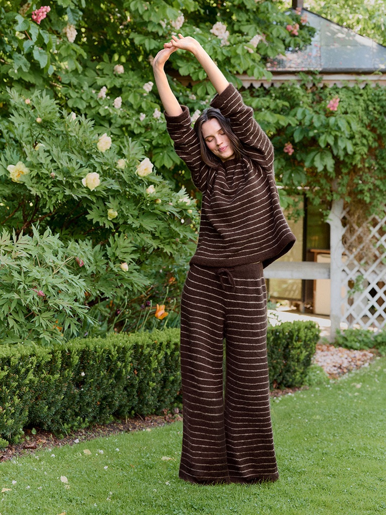 2606-01 Riley Sweater & Pants
