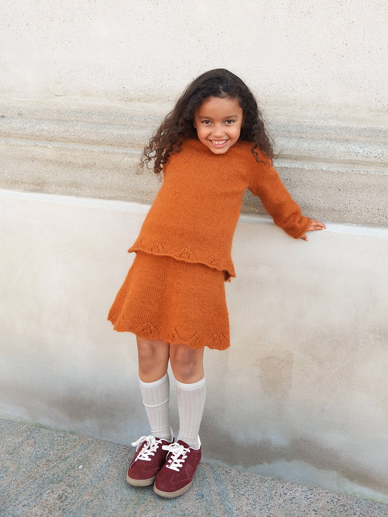 2408-07 Augustine Sweater & Skirt Junior