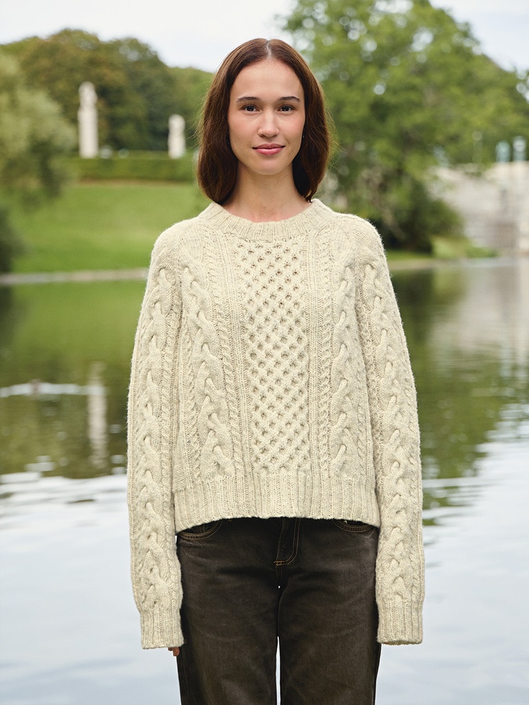 2513-04 Wilbur Cable Sweater