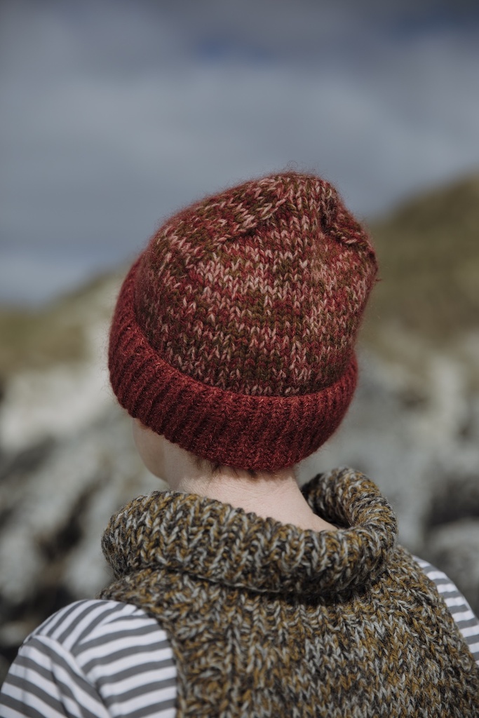 Shetland Shades, Stories in Wool