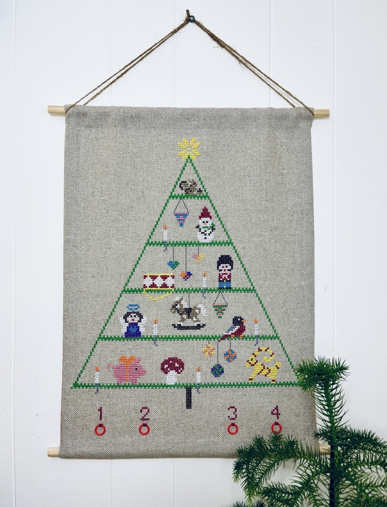 Special Christmas Tree adventskalender 2039-2 fra Pomp Stitch