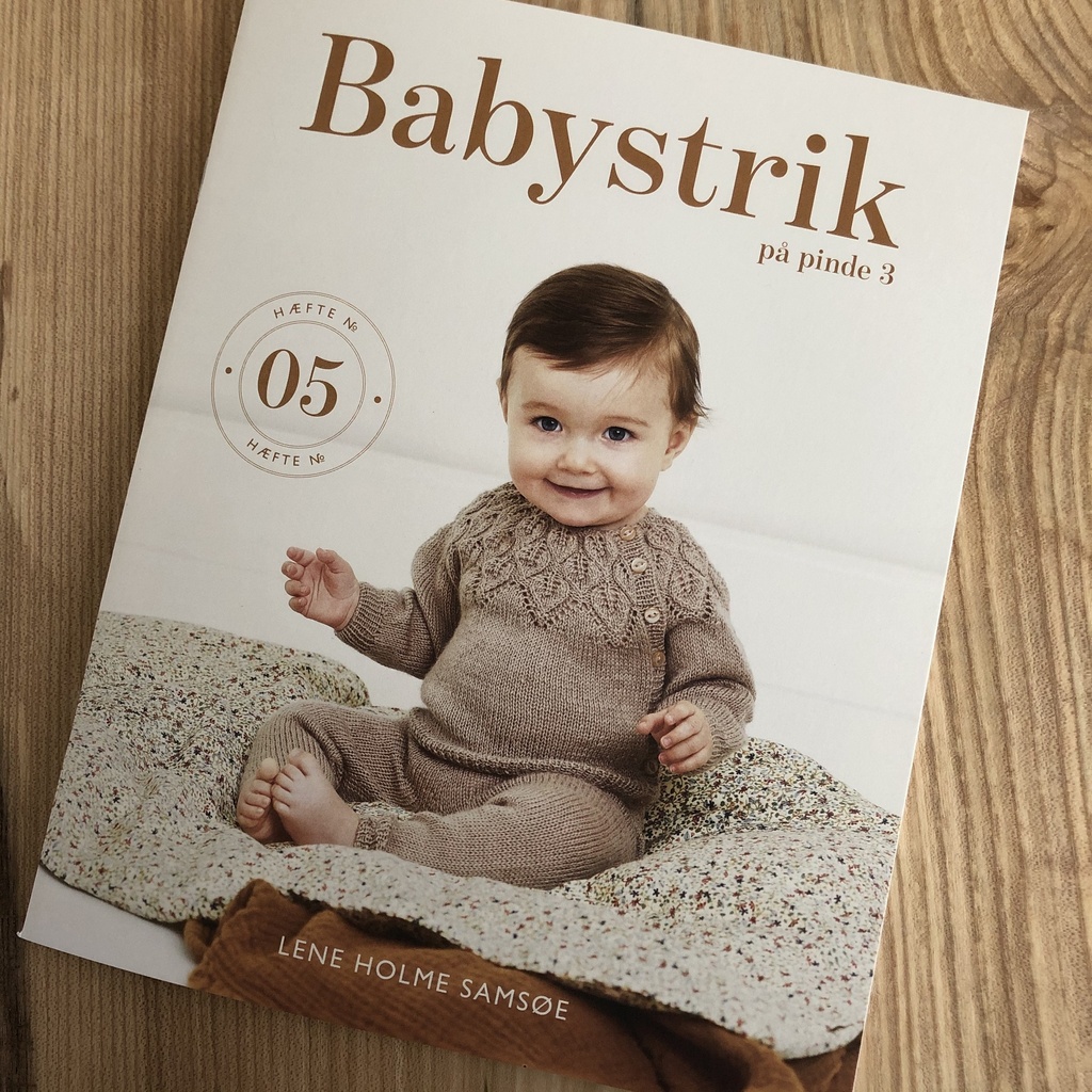 Babystrik på pind 3 hæfte no 5