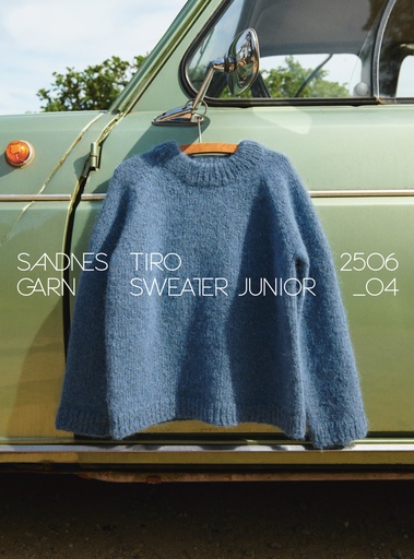2506-04 Tiro sweater junior